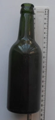 EMPTY VINTAGE HEAVY GREEN GLASS BEER BOTTLE - Image 1 of 4