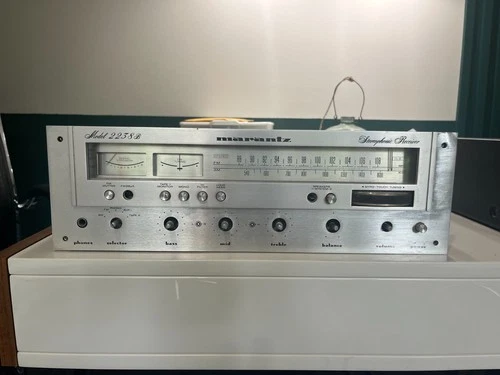 MARANTZ 2238B Vintage Stereo Receiver