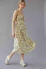 UO Nicolette Smocked Buttermilk & Blue Floral Midi Dress Urban Outfitters M NEW