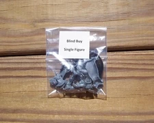 40K Adeptus Custodes _Custodian Warden w/ Castellan Axe Blind Buy Single Figure