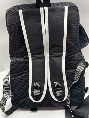 Kinouchi Attack on Titan Black & White Rucksack Limited Edition Neu mit Etikett - Bild 5 von 7
