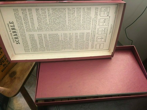 Vintage Scrabble Game - Picture 2 of 3