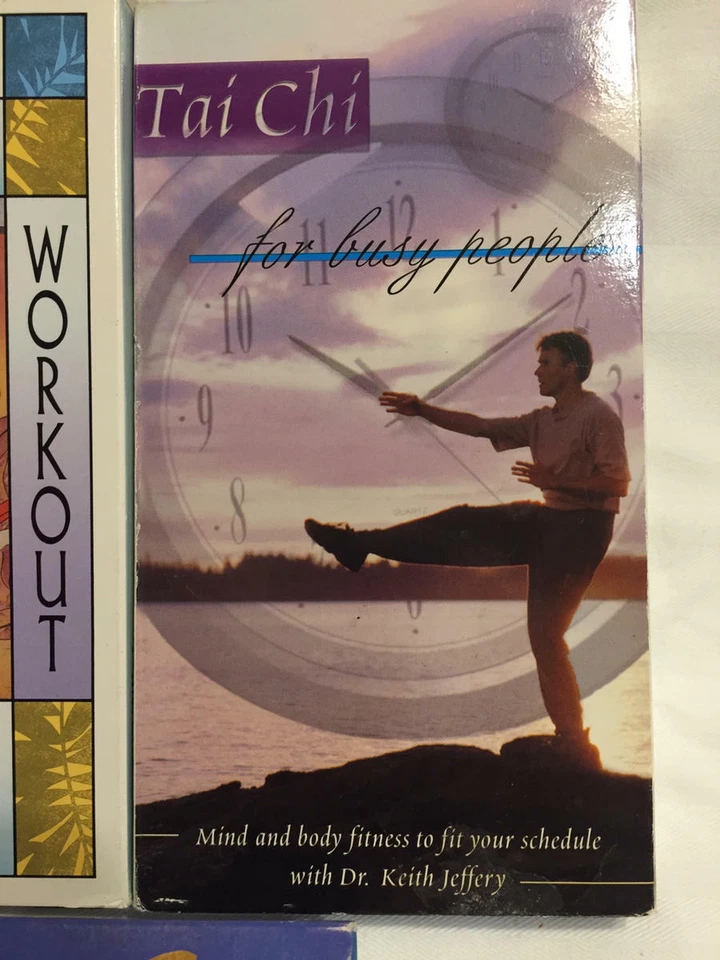 Lot of 5 Tai Chi Workout VHS Tapes Cassettes David Carradine Yang Long & Short Foto 3 de 4