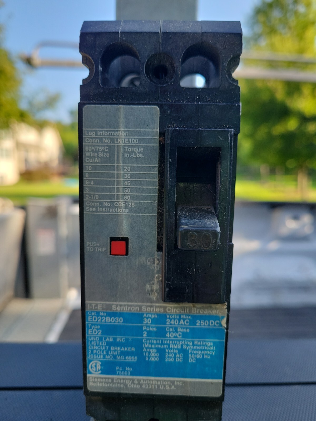 * ITE 30A .. 2P Molded Case Circuit Breaker ED22B030 … AA20C Toni Martin