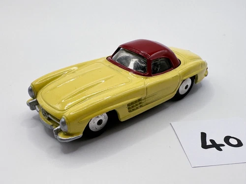 RARE VINTAGE CORGI TOYS 304S MERCEDES BENZ 300SL HARDTOP ROADSTER REPAINTED