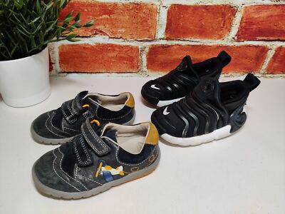 JUNGEN SCHUHPAKET UK 5,5 F CLARKS ERSTE SCHUHE NAVY & NIKE DYNAMO GO SCHWARZ SNEAKER
