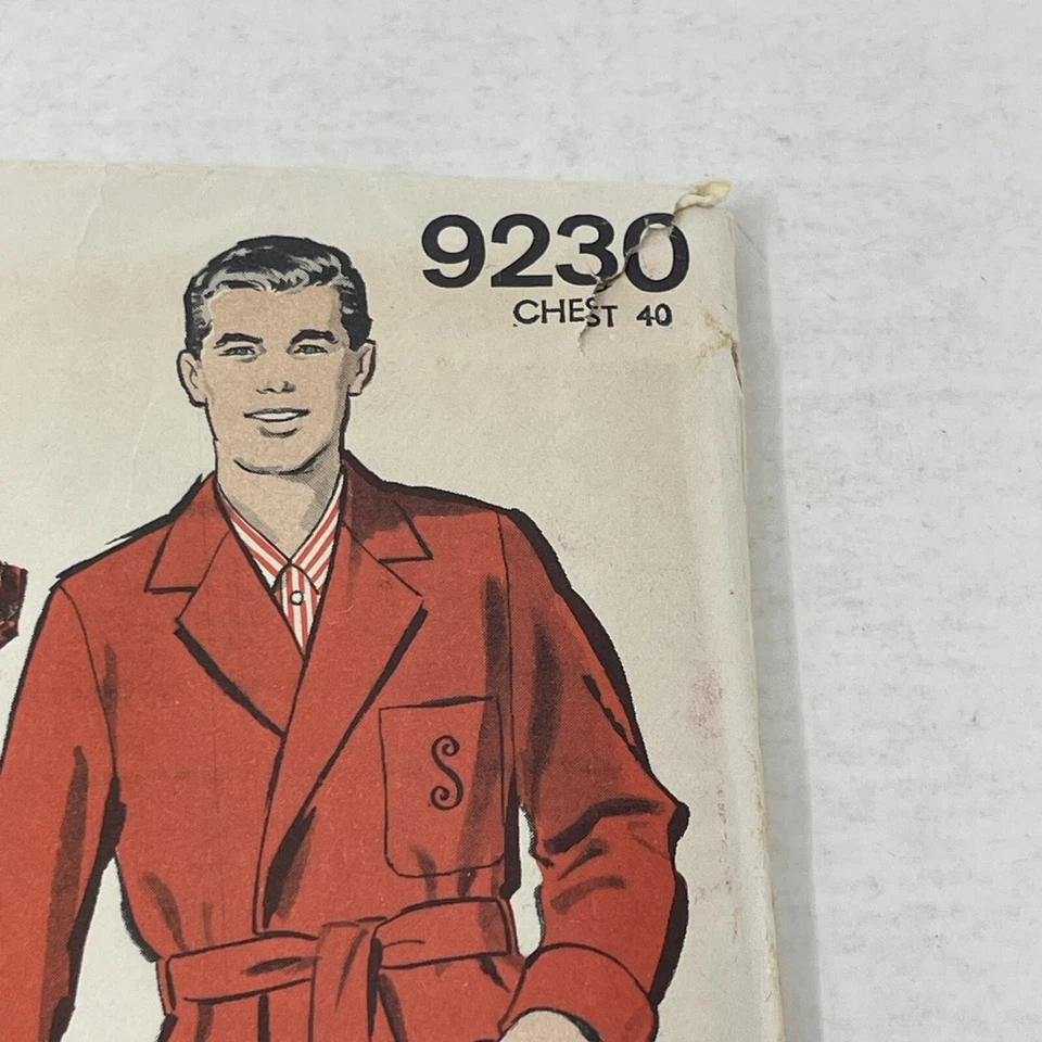 Advance Pattern Men's Robe 9230 1950s Uncut Chest 40 - Image 2 of 4