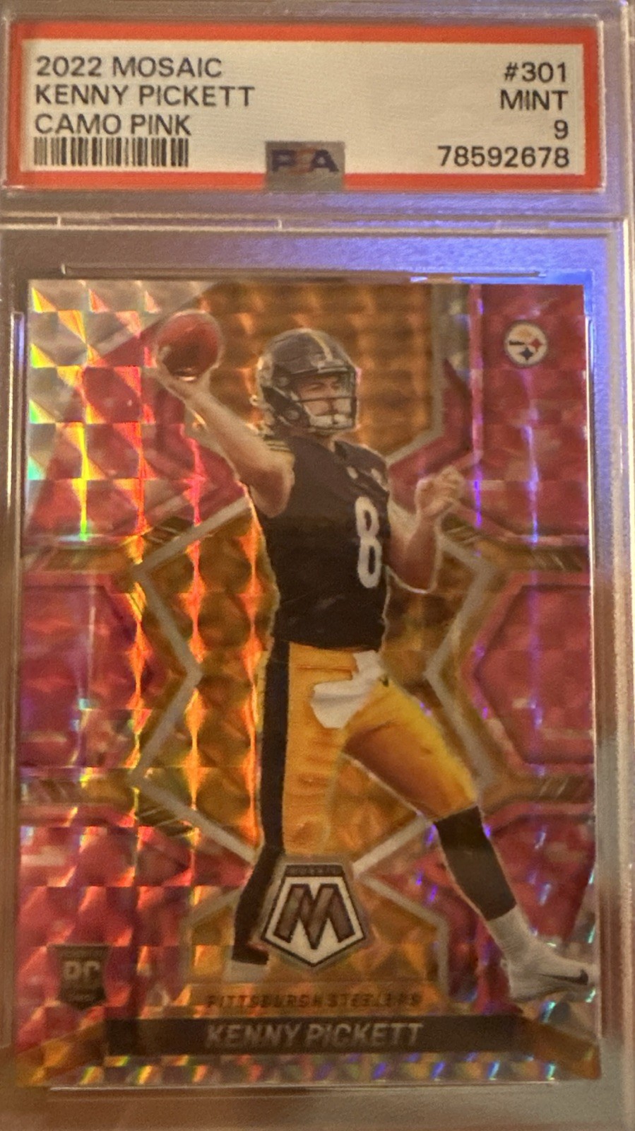 2022 Panini Mosaic Kenny Pickett #301 Camo Pink Mosaic Prizm Psa 9 RC