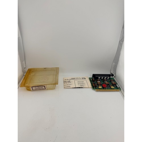Allen-Bradley 1720-A1221 Series D Solid State Logic 4 AC Inputs Cardlok Module