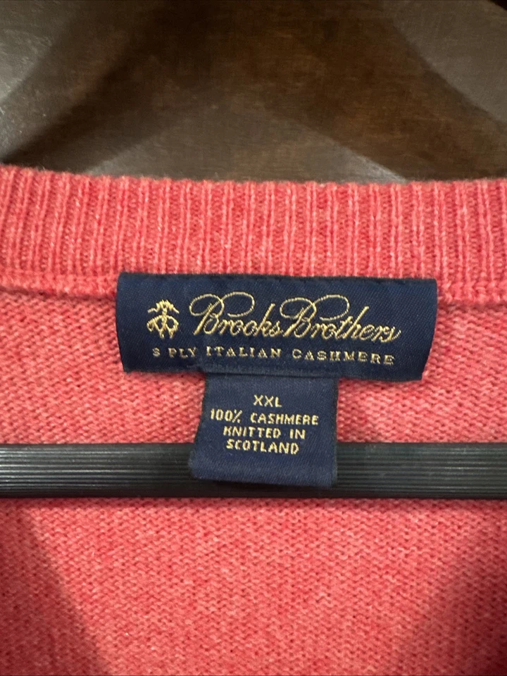 Suéter Brooks Brothers Cachemira Italiana Cuello en V Talla XXL 2XL Coral Foto 2 de 4