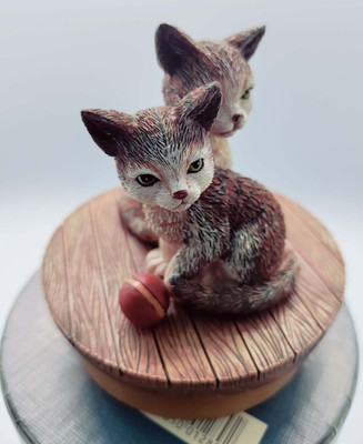 Vintage Lang & Wise Lowell Herrero Allexis and Ragtime Cat Candle Top  New 