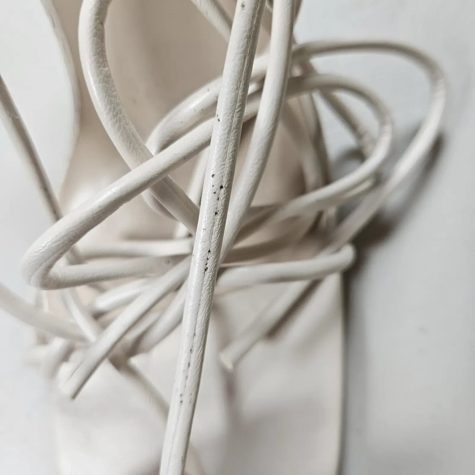 Chic Womens White Strappy Heels UK 8 EU 41 Square Toe Tie Up Sandals image 8