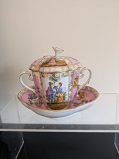 Augustus Rex Schokoladentasse, Untertasse und...