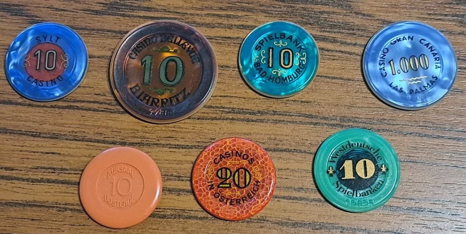Jetons ; 7 verschiedene Casinos / Spielbanken ; Set 2 - Bild 1 von 1