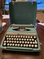 Portable 1960s Smith Corona CORSAIR DELUXE Typewriter Aqua Turquoise Keys Work thumbnail
