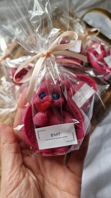 Süße kleine rosa Osterhasen Kerze mit Herz - Danke kleines Geschenk Handarbeit