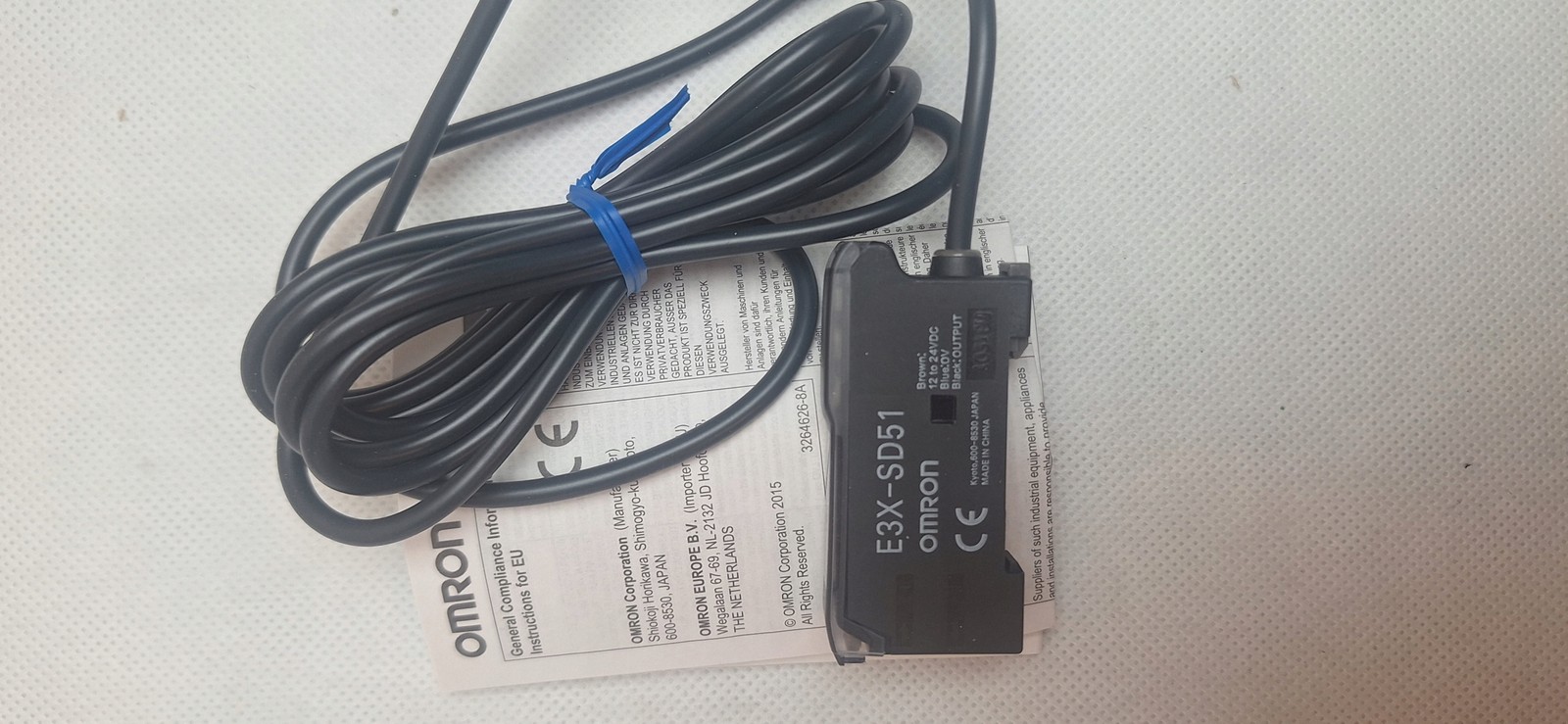 Omron E3X-SD51 Photoelectric Sensor E3X-SD51