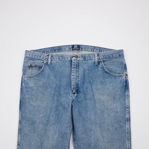 women's cowboy cut wranglers light wash