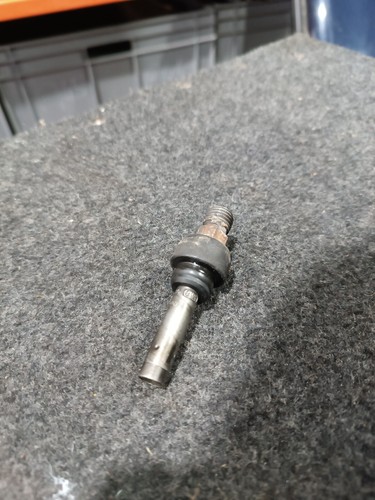 Mercedes-Benz W124 C124 M102 M103 W126 Einspritzdüse Bosch 0437502010