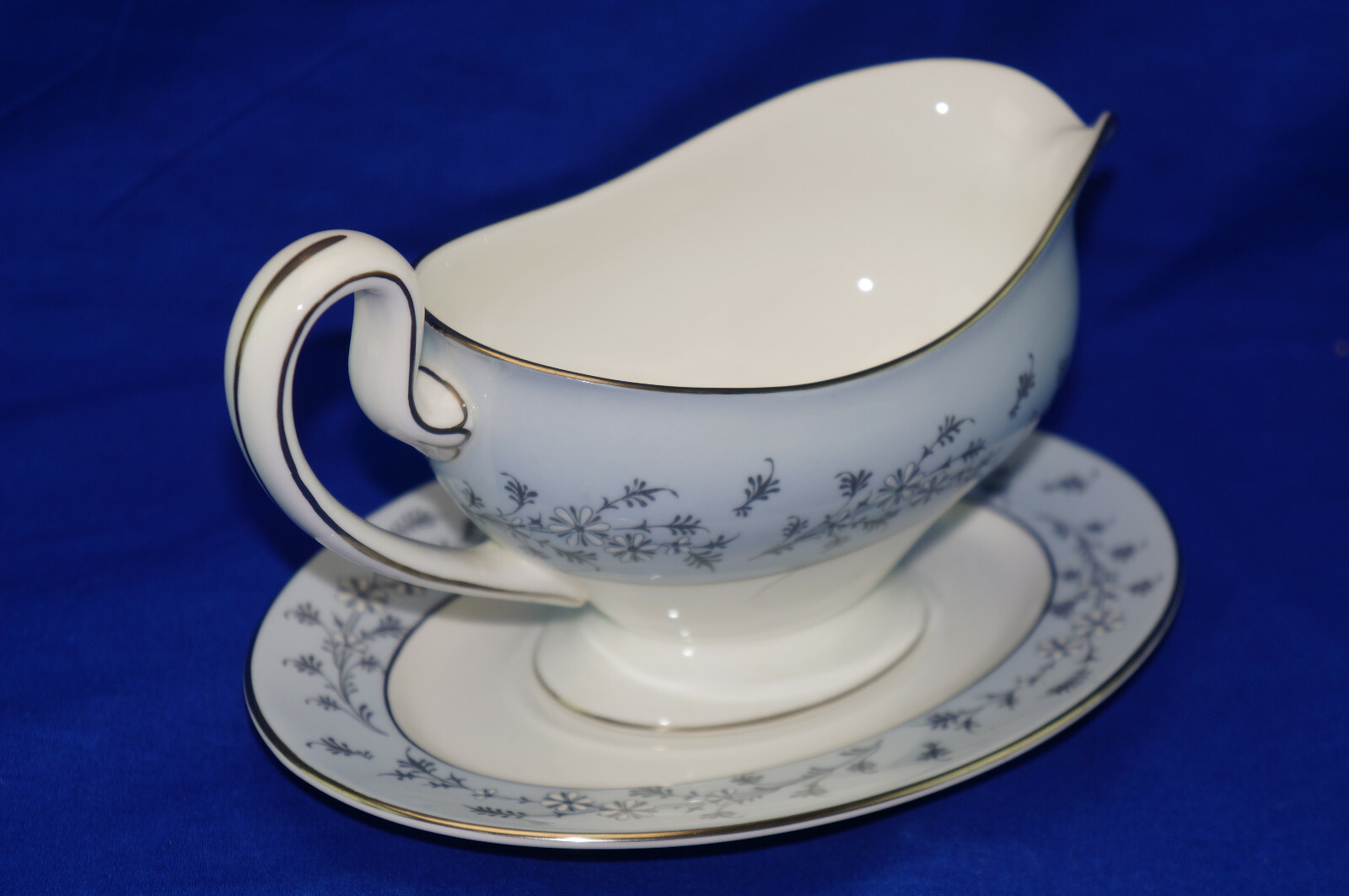 Minton Grey Mist Gravy Boat or Sauce Bowl w/ Underplate, 8"