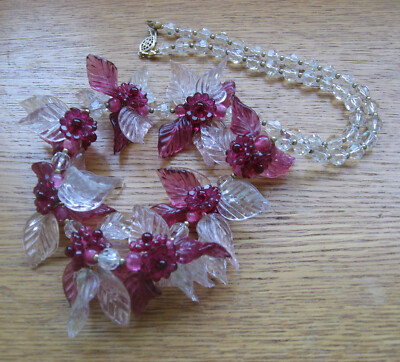 Beautiful Vintage Miriam Haskell Style Czech Glass Flower Necklace