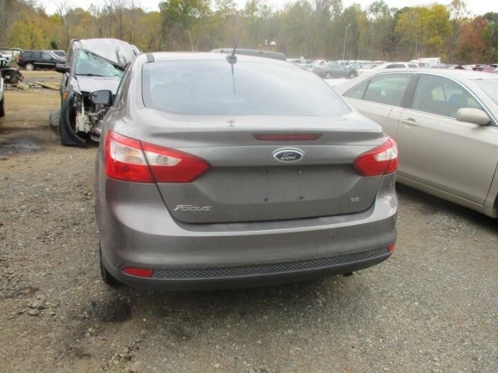 2013-2014 Ford Focus Electric Power Steering Gear Rack & Pinion OEM 13-14 Foto 4 de 4