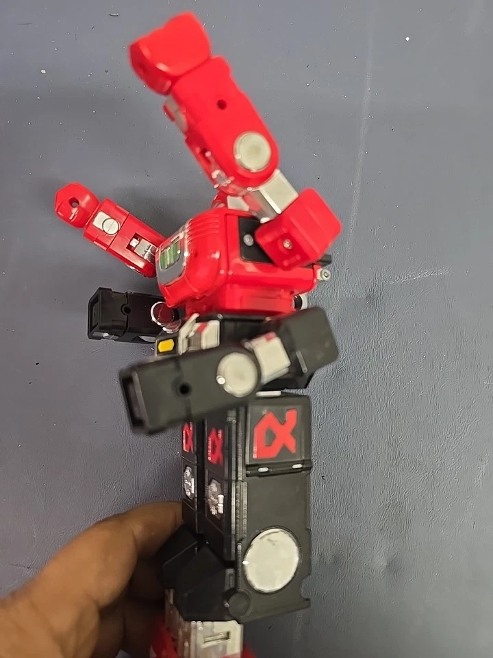 1983 Voltron II Black Red Gladiator Albegas Bandai Matchbox Transformer  - Image 3 of 4