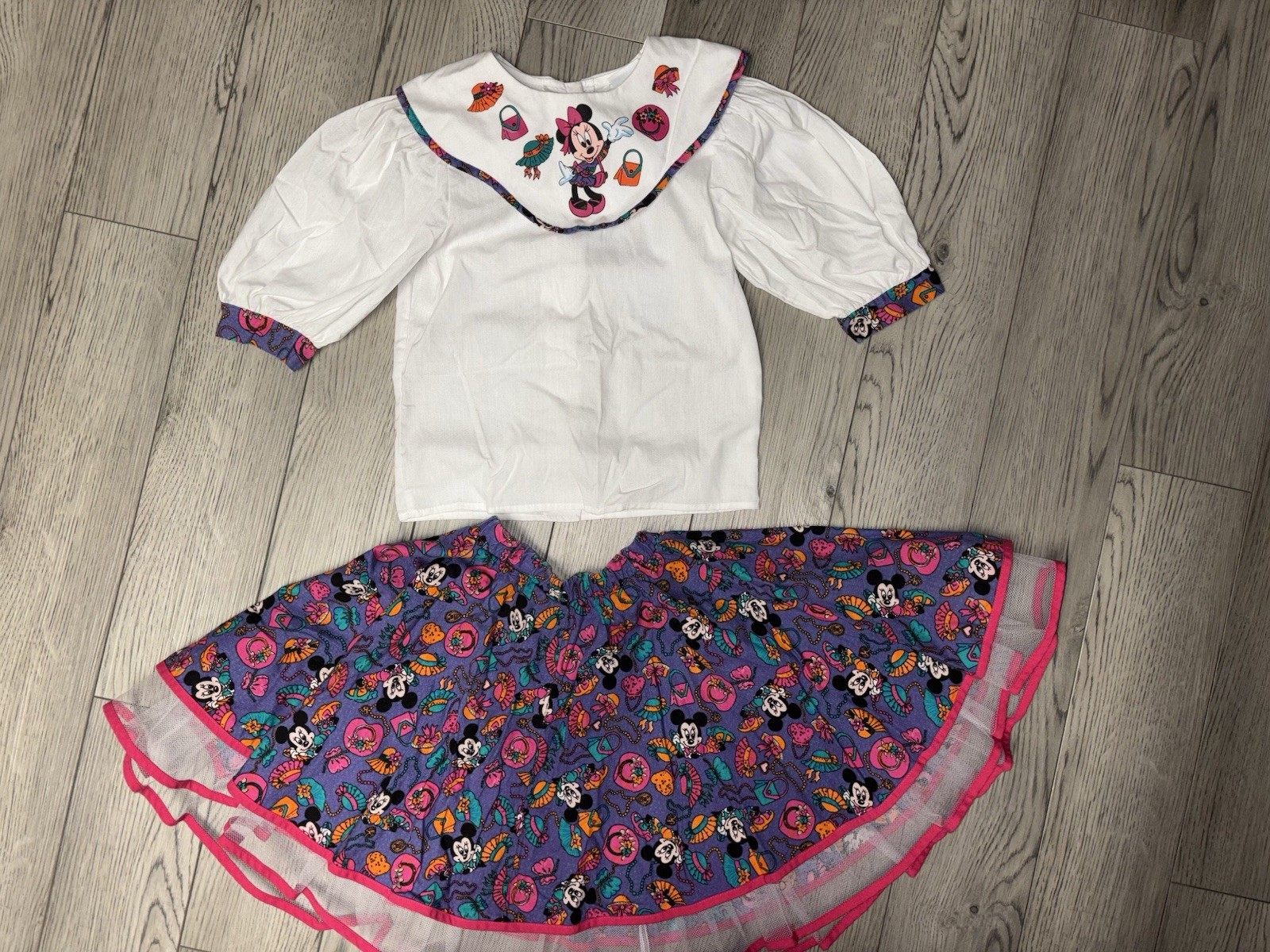 Vintage 90s The Disney Store Minnie Mouse 2pc Skirt Set Girls size 7
