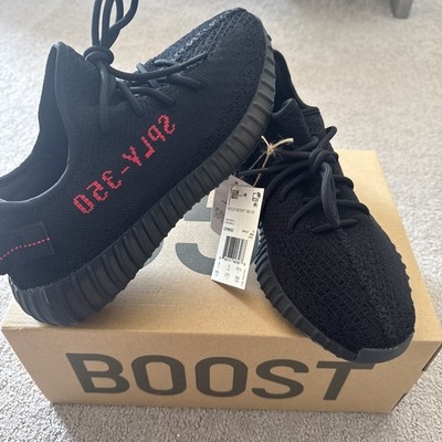 Size 9.5 (BRAND NEW) - adidas Yeezy Boost 350 V2 Low Red lettering 