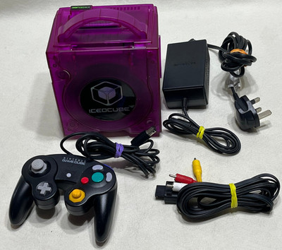 NINTENDO GAMECUBE: Sehr seltene Icedcube Transparente Spielekonsole + Zubehör