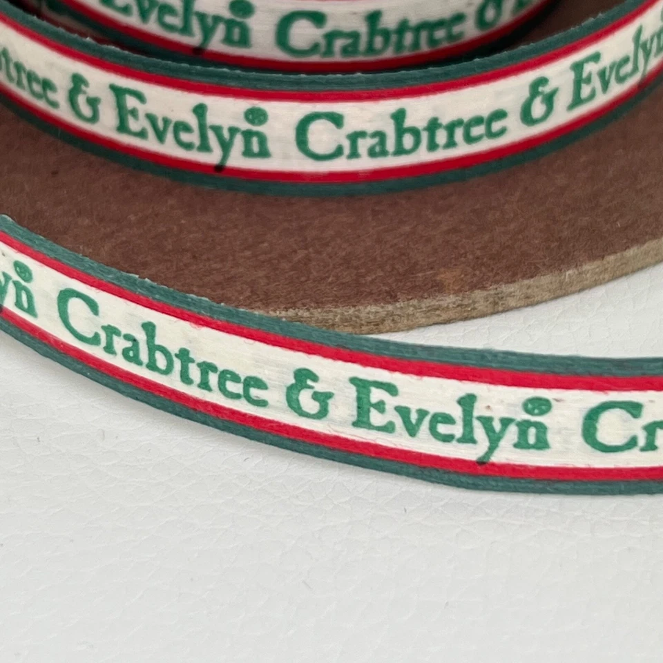 Crabtree & Evelyn Green Red White 1/2" Double Sided Ribbon Large Spool 50++ Feet - Image 3 of 4