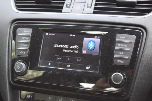 2015 SKODA OCTAVIA 2.0 TDI CR 184 VRS HATCHBACK MANUAL HUGE SPEC 2 KEYS NAVI - Picture 15 of 20