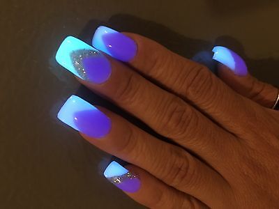 glitter glow in the dark nails