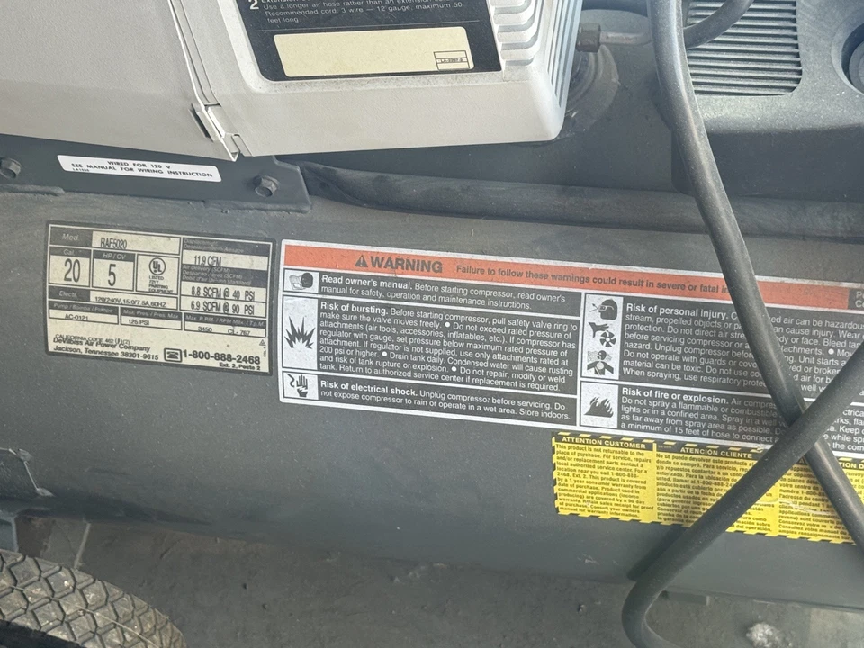 Compresor de aire DeVilbiss Pro 4000 5hp 20 gal Foto 2 de 4