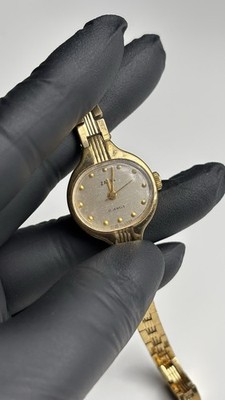 Vintage Zaria 17 Jewels Ladies Watch AU Gold Plated - Working - Made in USSR