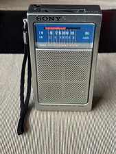 Vintage Sony 2 Band Receiver Model ICF-200W