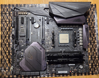 Asus ROG CROSSHAIR VI EXTREME  Mainboard AM4 + Ryzen 7 + 16GB G.Skill DDR4 RAM