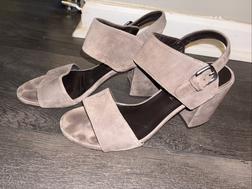 STUART WEITZMAN 9M Taupe Fine Suede Leather Sandals High Block Heel SPAIN