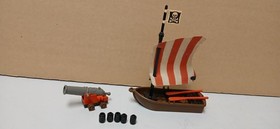 Lego Pirates (6267) Lagoon Lock-Up 100% w Instructions