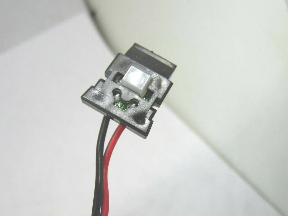 84405780 DOOR COURTESY LAMP INTERIOR DOOR HANDLE LED LIGHT CONSOLE NEW  - Image 2 of 4