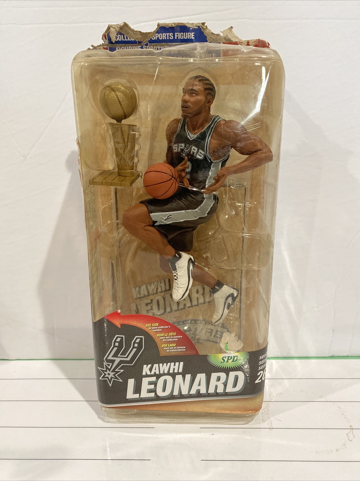 kawhi leonard figure