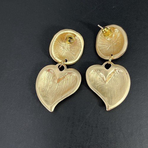 Mogul Jewel Earrings Pierced Dangle Gold Tone Heart Red Green Cabochon Etruscan - Picture 5 of 6