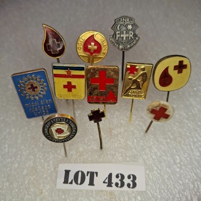 Vintage Red Cross Crest Blood Donor Pin Ex-Yugoslavia Slovenia Pin 11/1 LOT 433