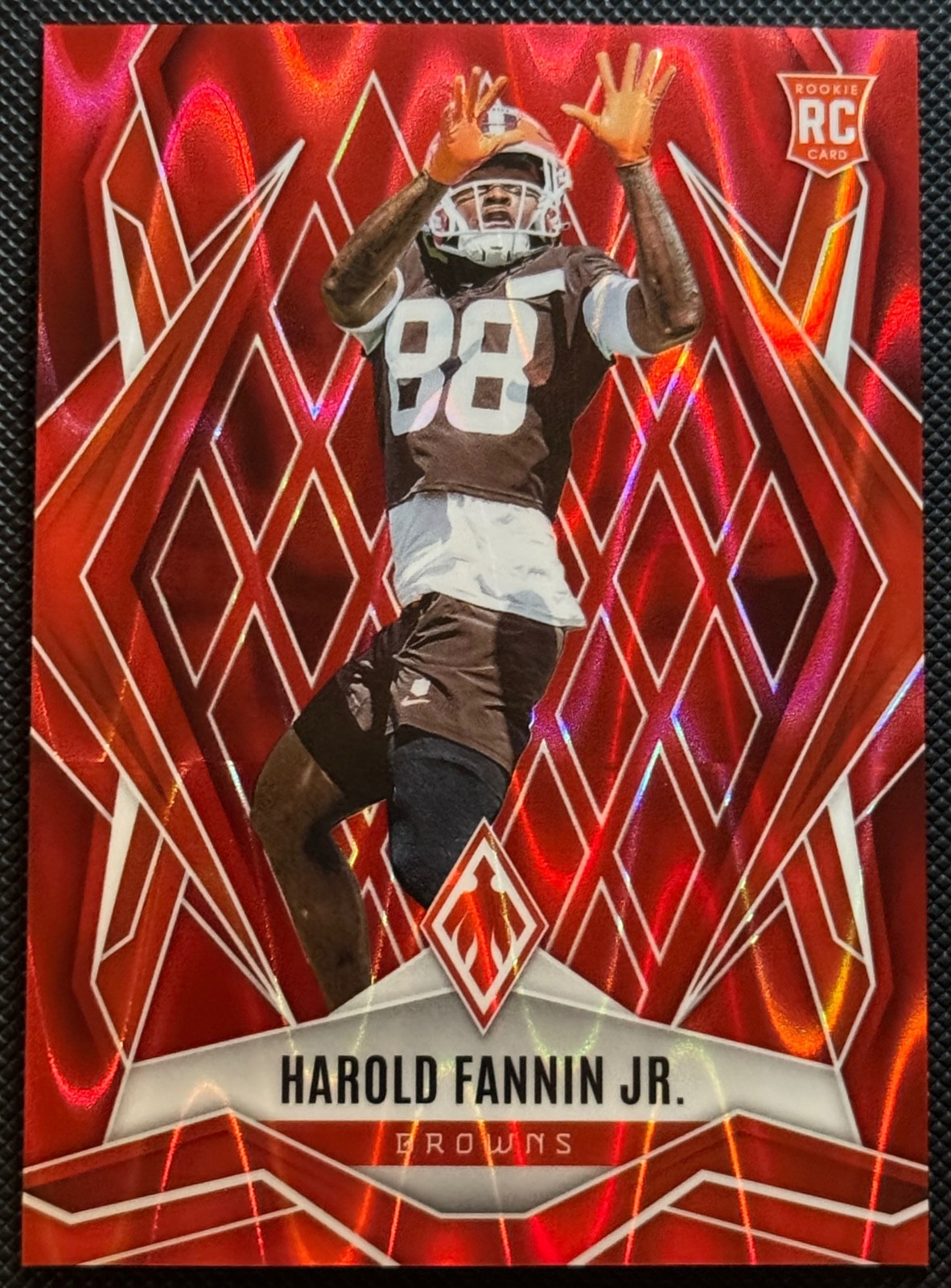 2025 Panini Phoenix Football Harold Fannin Jr. Red /99 #217 RC Browns