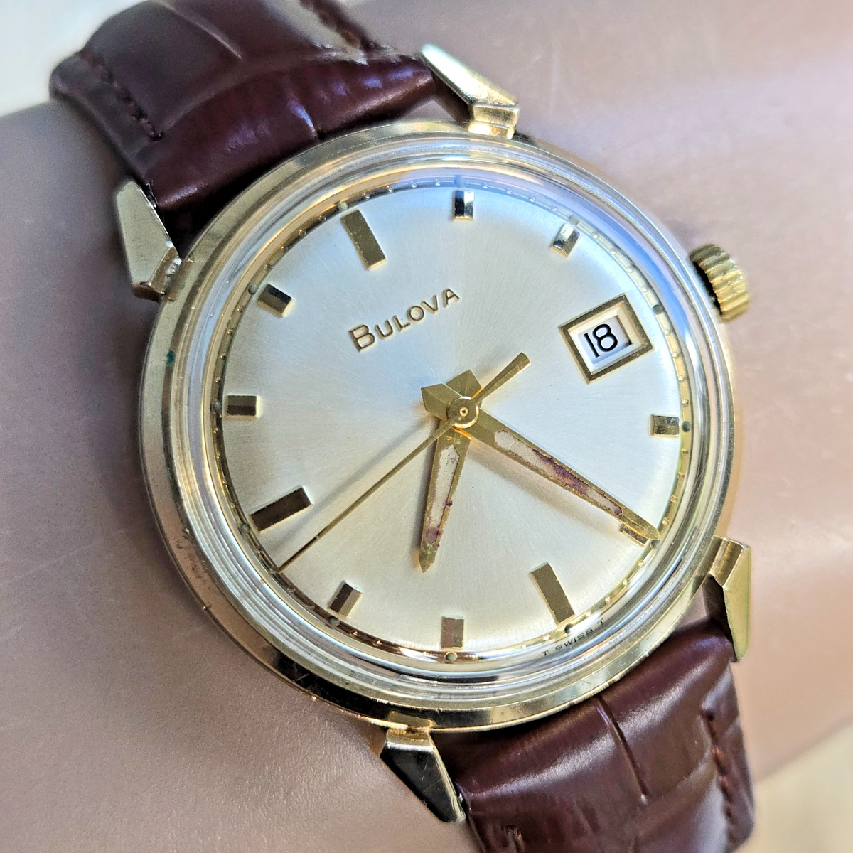 Vintage BULOVA Date King men's manual wind watch 11BLCD 10K RGP