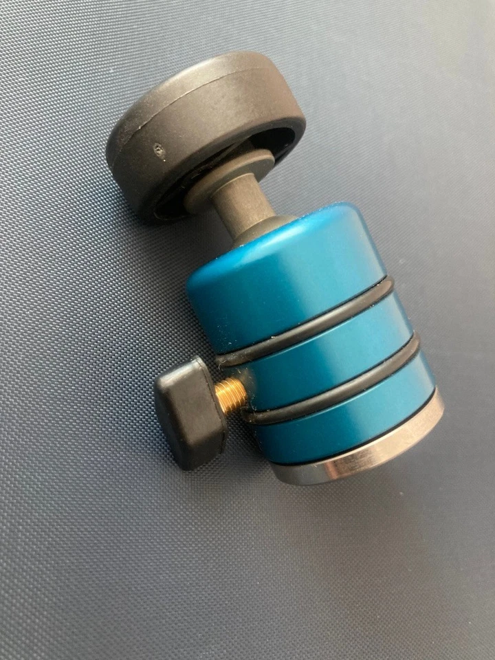 Novoflex Tripod-mount Ball Head Neiger 19  w/ Shoe Mount. Germany - Mint - Image 2 of 4