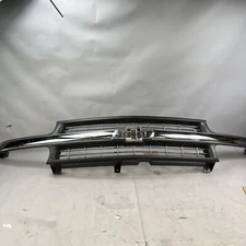Front Chrome Black Grille For 99-02 Chevy Silverado 1500 Pickup Truck GM1200424