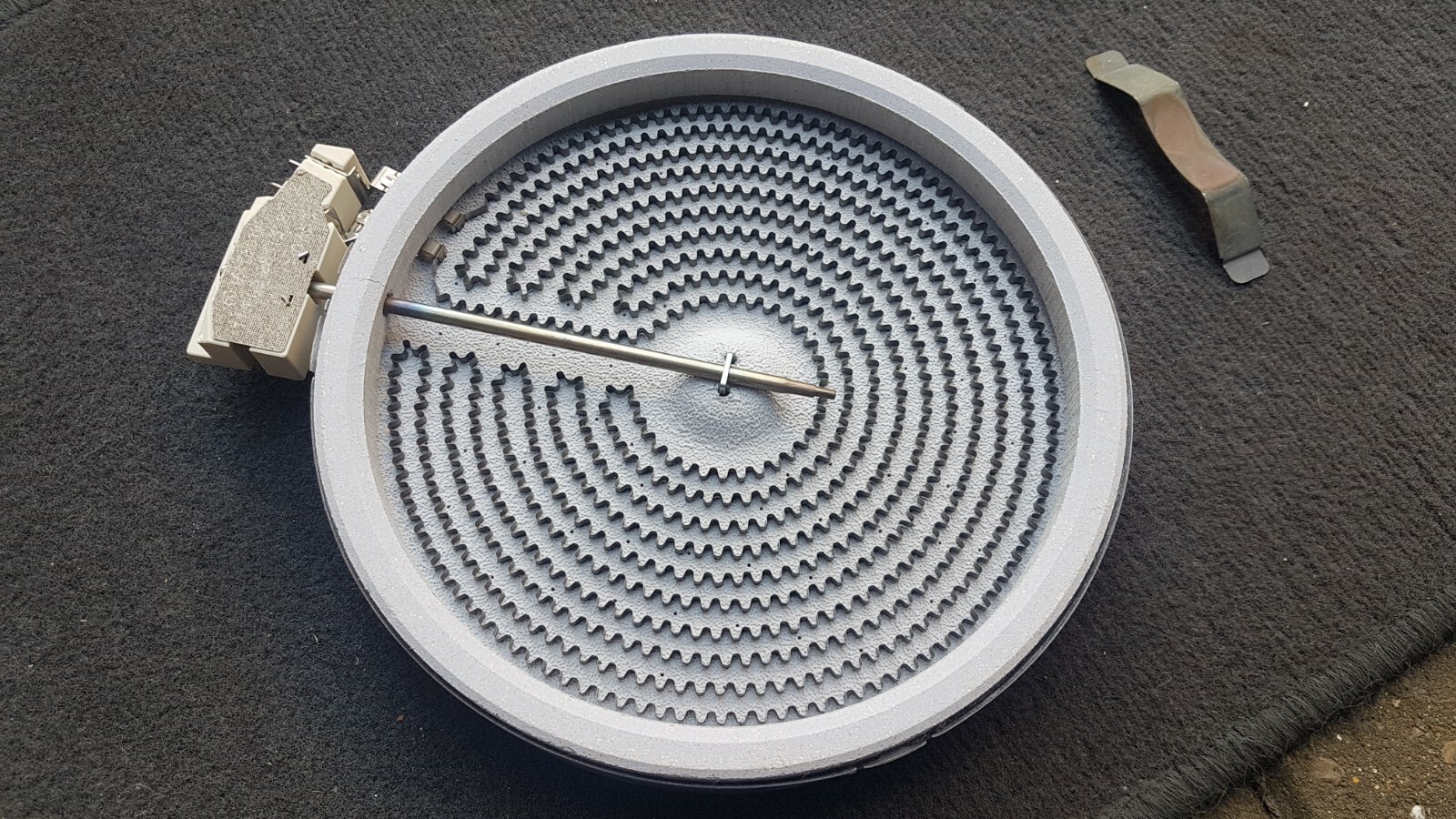 IKEA BARMHARTIG EGO Hotplate element 1800W with spring plate included