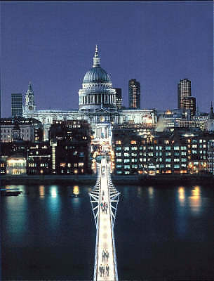 Blade of Light: The Story of the Millennium Bridge, Sudjic, Deyan, Good Book