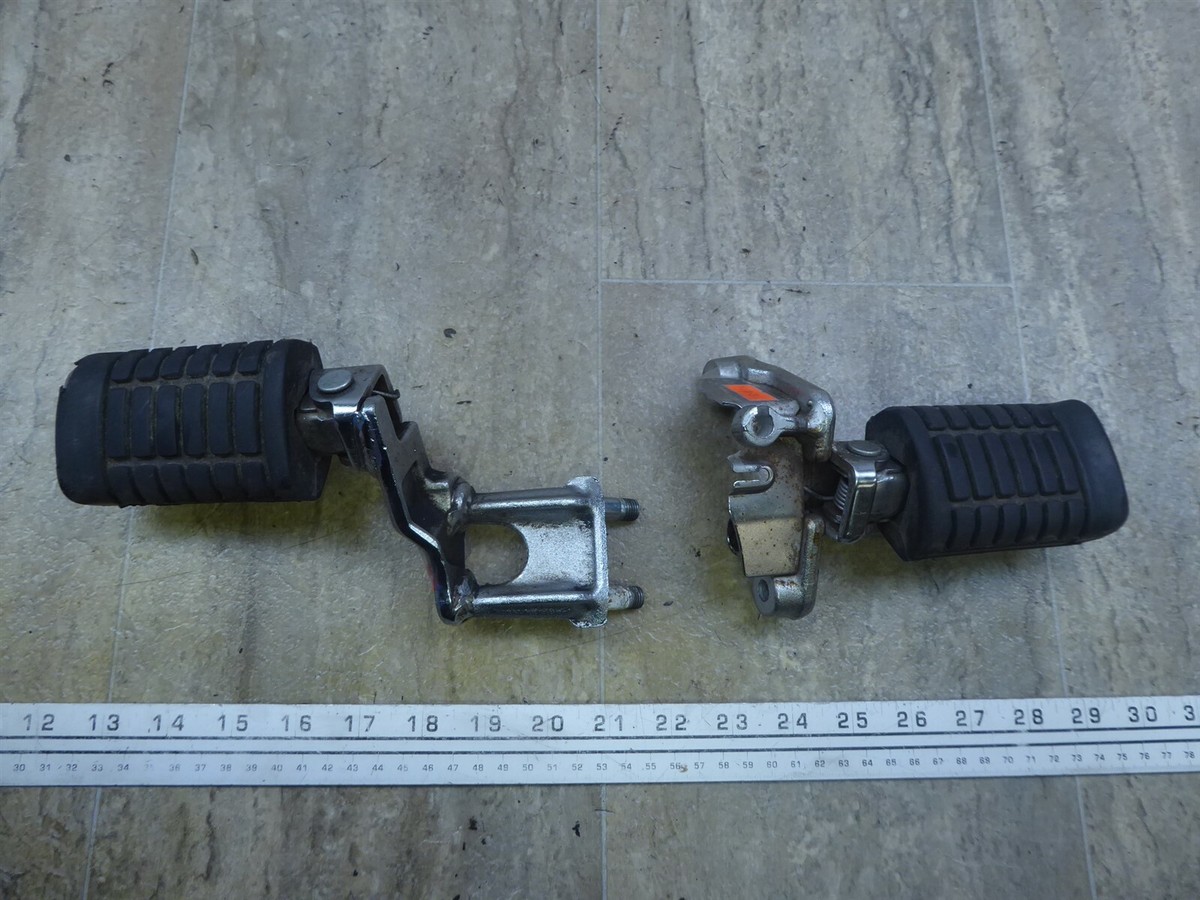 メジャー 1983 Honda VT750 Shadow H1190-3) left and right front foot